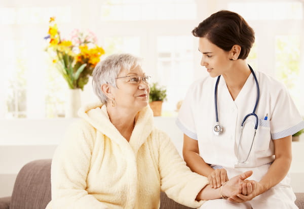 bán bảo hiểm du lịch cho người trên 75 tuổi